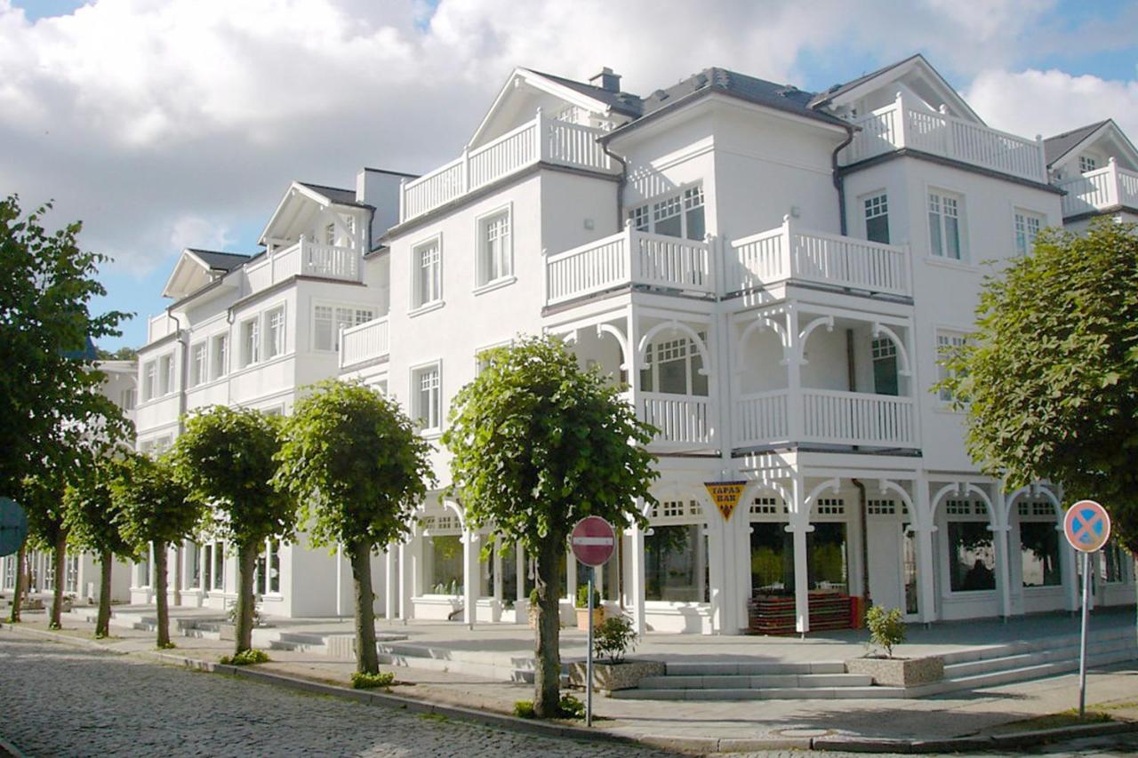 Villa Laetitia Fewo 16 - Strandnah, Balkon 宾茨 外观 照片